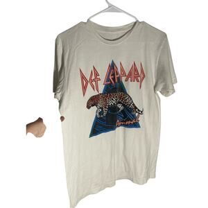 Def Leppard Unisex Graphic Tee Grunge Emo Rock Punk 90's Heavy Metal SZ Medium